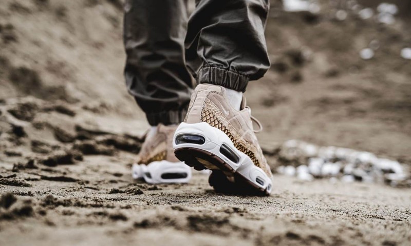 Nike air max 95 shop vachetta tan/vachetta tan/elemental gold/sail